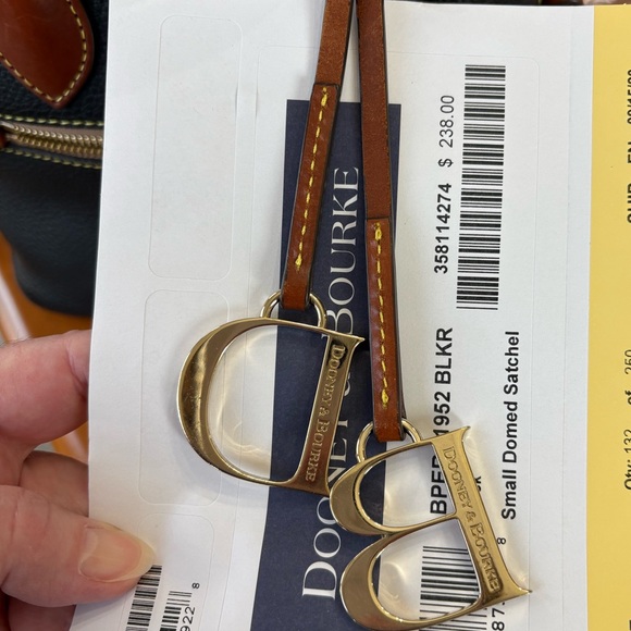 Dooney & Bourke Black Domed Satchel with Handles or Crossbody Bag Like New - Picture 11 of 16